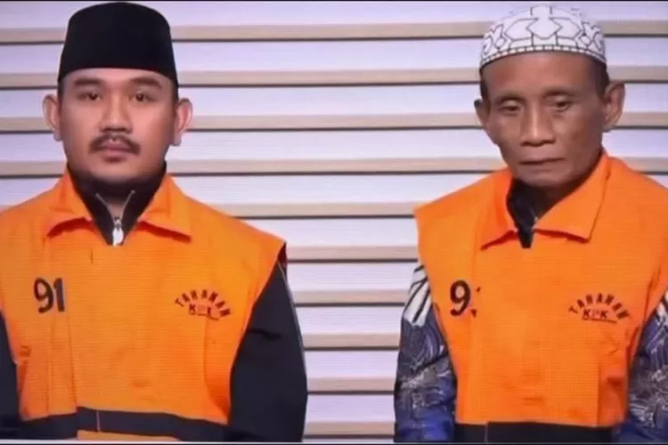 Bupati Bekasi Ade Kuswara Kunang usai ditetapkan sebagai tersangka kasus ijon proyek oleh KPK. (HukamaNews.com / Net)