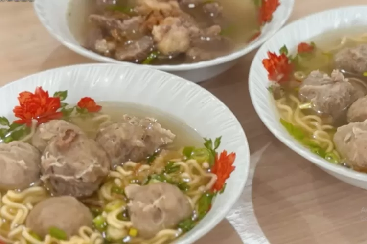 Pecinta Bakso Merapat Di Purwokerto Ada Bakso Legend Loh Ini Dia