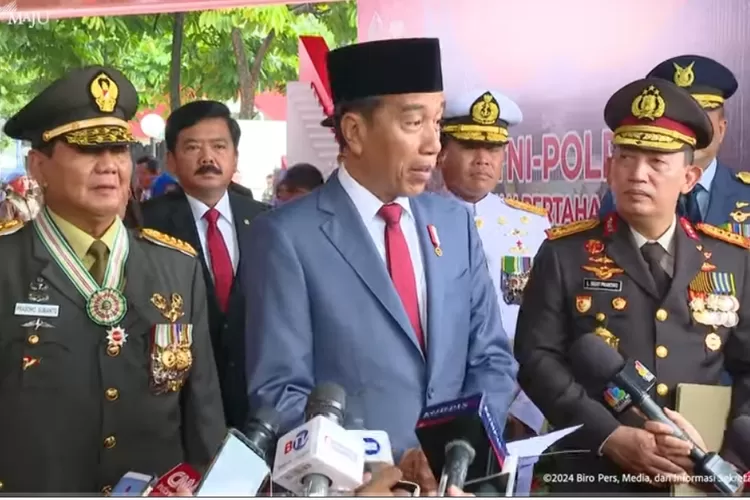 Prabowo Dapat Gelar Jenderal Kehormatan, Begini Alasan Jokowi ...