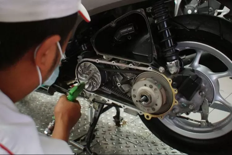 Rahasia Kesuksesan: 7 Tips Perawatan Motor Agar Performa Mesin Tetap ...