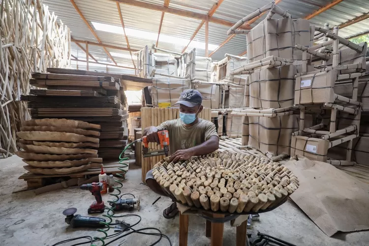 BNI Xpora bantu UMKM Klaten, Ganesha Home, ekspor furnitur hingga 8 kontainer per bulan ke berbagai negara.