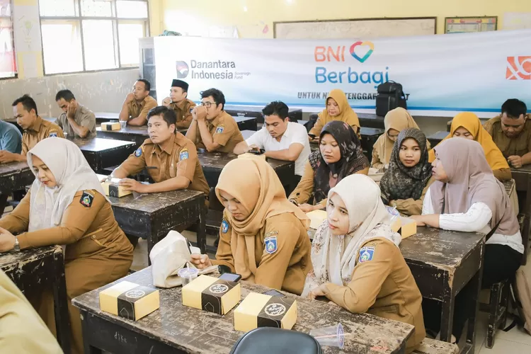 BNI Dukung Pendidikan NTB, Sertifikasi Guru &amp; Pembentukan Karakter Siswa untuk SDM Unggul