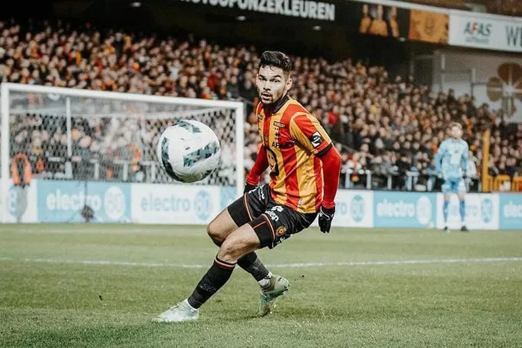 Sandy Walsh bersama KV Mechelen  (Instagram @sandywalsh)