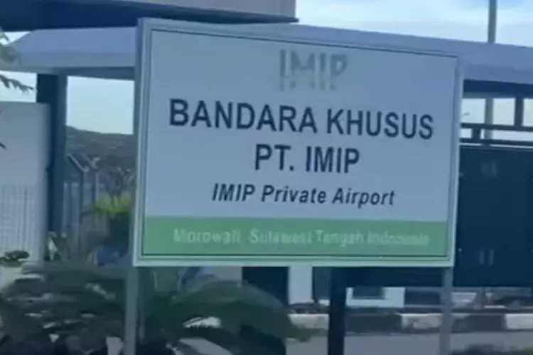 PT IMIP Morowali Private Airport milik perusahaan nikel Penanaman Modal Asing, China, di Kecamatan Bahodopi, Kabupaten Morowali, Provinsi Sulawesi Tengah diterbitkan lewat Latihan Komando Gabungan TNI 2025, Rabu, 19 November  2025. Bandara PT Morowali beroperasi tanpa Kehadiran negara, pelanggaran (DIO-TV.COM)