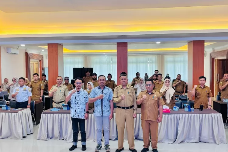 Pemkab morowali menggelar ekspose pendahuluan Rencana Induk Penataan dan Pengembangan Kawasan Pulau Umbele dan sekitarnya, (Metrosulteng)