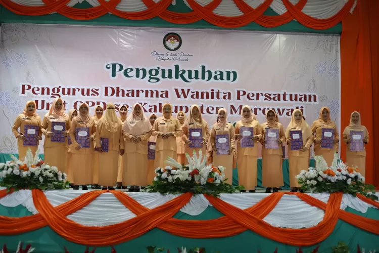 Pengukuhan DWP Morowali (IST)