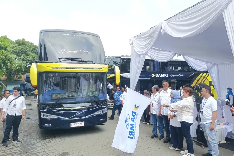 Lebih Mewah, Ini Fasilitas Bus Double Decker Milik DAMRI - Hallo Malang