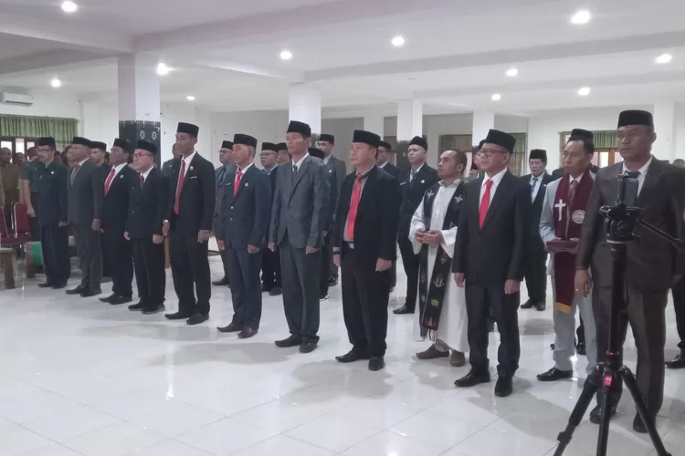 Kepala Dinas Pariwisata Manggarai Barat NTT diganti bersama dengan Kadis Kesehatan. (Foto: KLIKLABUANBAJO.ID)