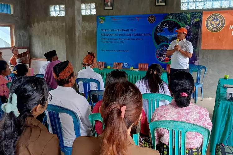 Pokdarwis Desa Wae Lolos ikut pelatihan keamanan dan keselamatan destinasi.