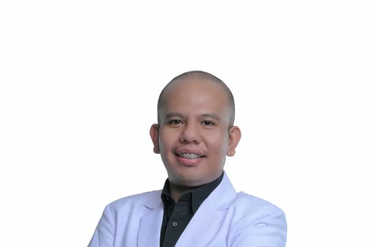 dr. Elric B. Malelak, Sp.BS, M.K.M, FINSS