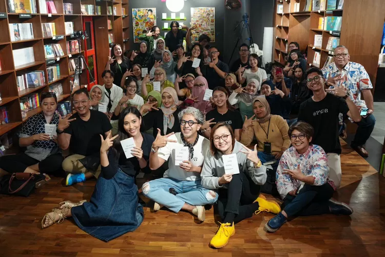 Wamen Irene Umar tekankan pentingnya sektor penerbit dan buku dalam ekonomi kreatif.