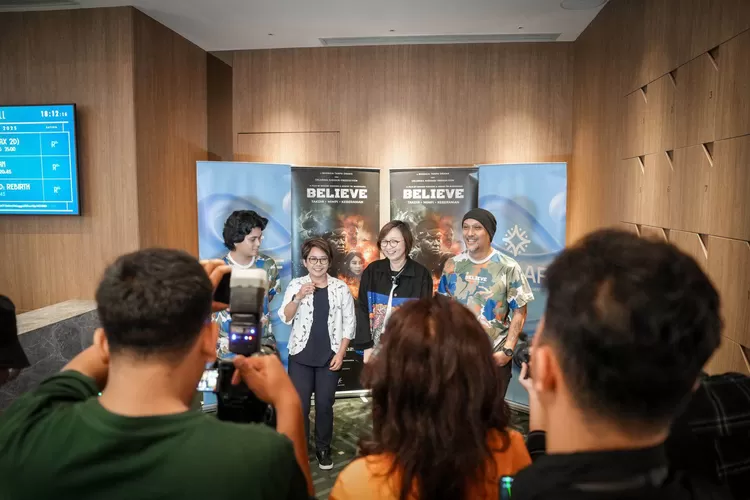 Wamen Ekraf hadiri pra-tayang Film Believe, Kementerian Ekraf berharap dapat pacu geliat film bertema nasionalisme di Indonesia, Jakarta, Senin (14/7/2025).