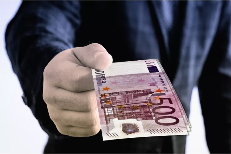 Tagar TolakDanoneAqua Trending di Twitter, Danone Indonesia Mendadak Sumbang Rp 1M ke Palestina (Pixabay/Beralt)