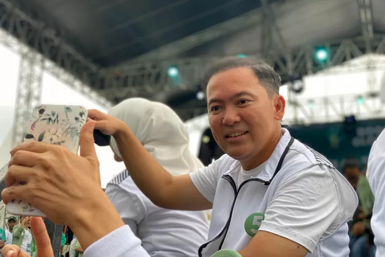 Calon Wali Kota Bogor Nomor Urut 5, Dokter Rayendra (Foto/Tim Publikasi.)