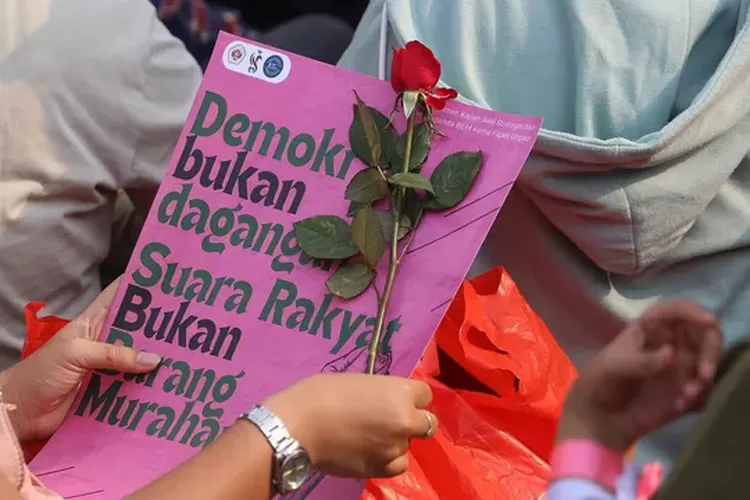 Demokrasi bukan dagangan, suara rakyat bukan barang murah. (Foto/merdeka.com.)