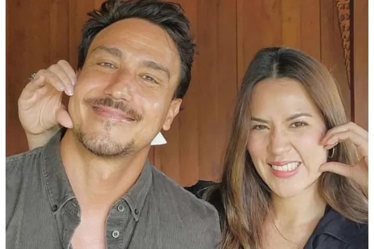 Di balik senyum dan sorotan kamera, Raisa dan Hamish Daud menghadapi tekanan yang jarang dilihat publik. (Foto/ Pinterest.)