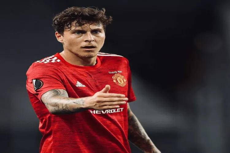 Biodata Dan Profil Lengkap Victor Lindelof Bek Tangguh Milik