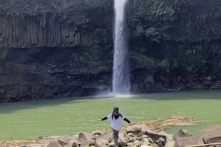 Menjelajahi Keindahan Air Terjun di Bangkinang: Petualangan Menakjubkan di Hutan Rimba