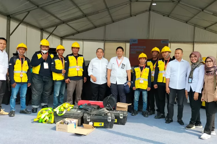 TKK Sumedang Juara I Lomba Bangun Rumah Mini Tingkat Nasional - Koran Gala