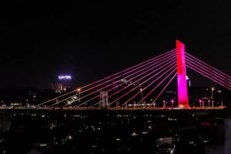 Indahnya Kembang Api Virtual Di Jembatan Pasupati Kota Bandung - Koran Gala