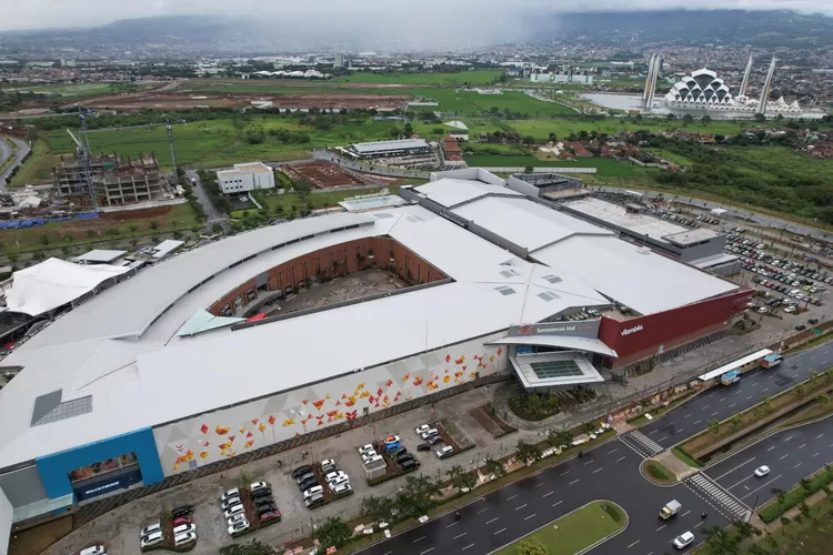 keceriaan Ramadhan di SUMMABA dengan acara musik, tarian, dan diskon menarik! Jangan lewatkan momennya! (Darma Legi/Koran Gala)