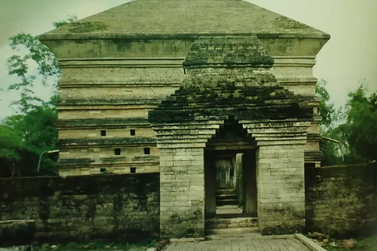 Ngabuburit: Inilah Makam Tertua Penanda Kedatangan Islam di Nusantara ...