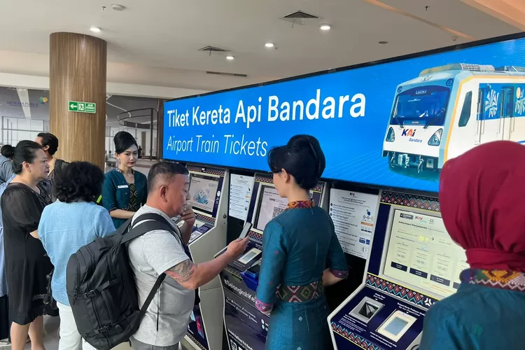  KA Srilelawangsa Hubungkan Pusat Kegiatan Ekonomi, Pendidikan, hingga Pariwisata: PT Railink Perkuat Layanannya.