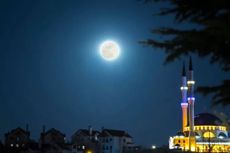 Keistimewaannya Malam Nisfu Syaban Bagi Ummat Muslim, Banyak Rahmat Allah Turunkan  (Kabar Jambi Kito/ Pixabay)