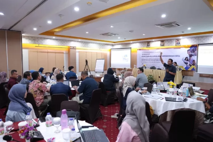 100 Peserta Ikuti Workshop Penulisan Rilis Berwawasan Pembangunan ...