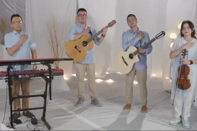 Potongan Video Klip "doa untuk Pemimpin Negeri" (tangkapan Layar Video Klip Rans Music)