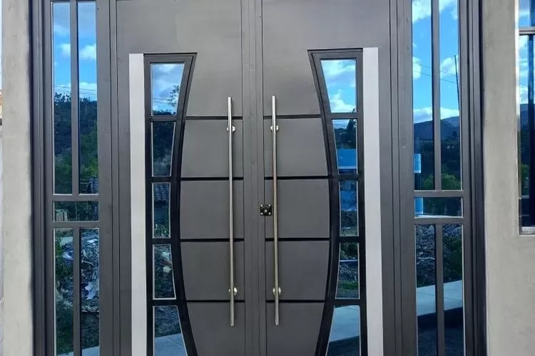 10 Desain Teralis Pintu Minimalis yang Menambah Estetika dan Menjaga  Keamanan Rumah - Galeri Sumba