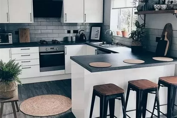 Ilusi desain interior dapur modern dengan menggunakan kitchen set