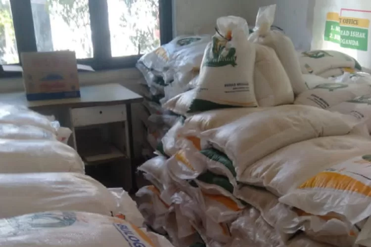 Jatah Beras Anda Jadi Milik Orang Lain? Begini Penjelasan Kenapa KPM Tak Lagi Dapat Penyaluran Bansos Beras 10 Kilogram