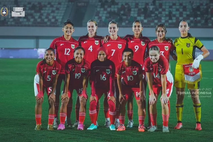 Timnas Putri Indonesia bawa 23 pemain, termasuk beberapa pemain abroad, saat menghadapi Thailand di SEA Games 2025.  (dok Timnas Indonesia)