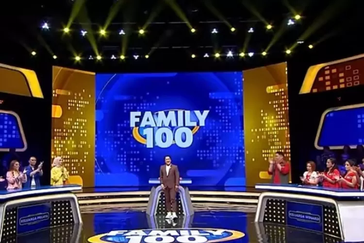 Family 100 salah satu acara di MNCTV hari ini 27 Desember 2023 (YouTube.com@Family 100 Indonesia )