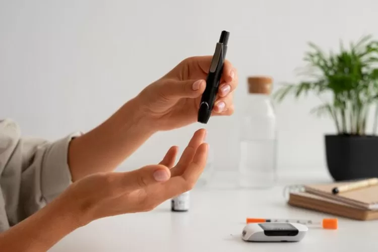 Pentingnya jaga Kesehatan gigi dan mulut bagi penderita diabetes melitus (freepik@pikisuperstar.com)