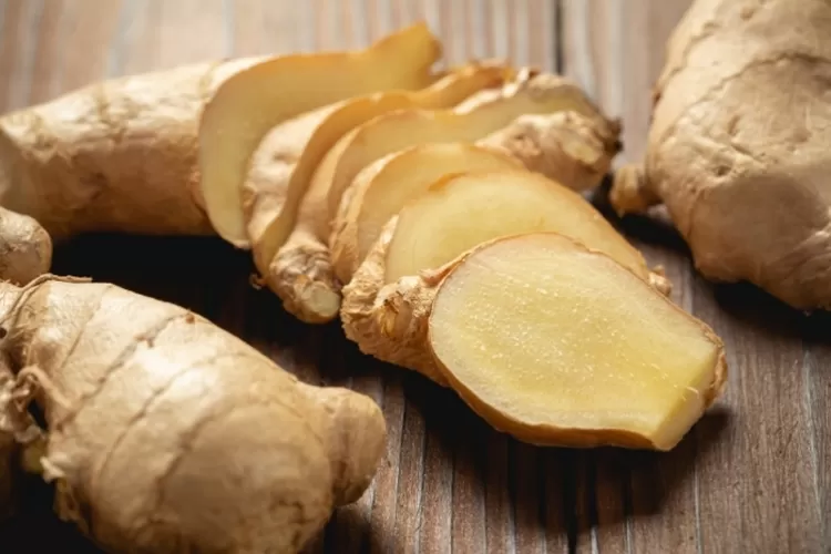 Jahe merupakan salah satu bahan utama di resep JSR obat pusing dari dr Zaidul Akbar (Freepik@jcomp)