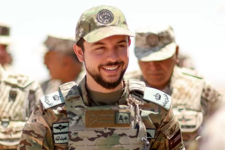 Pangeran Hussein menghadiri pelatihan penjaga perbatasan kerajaan di wilayah militer bagian timur (Instagram@alhusseinjo)