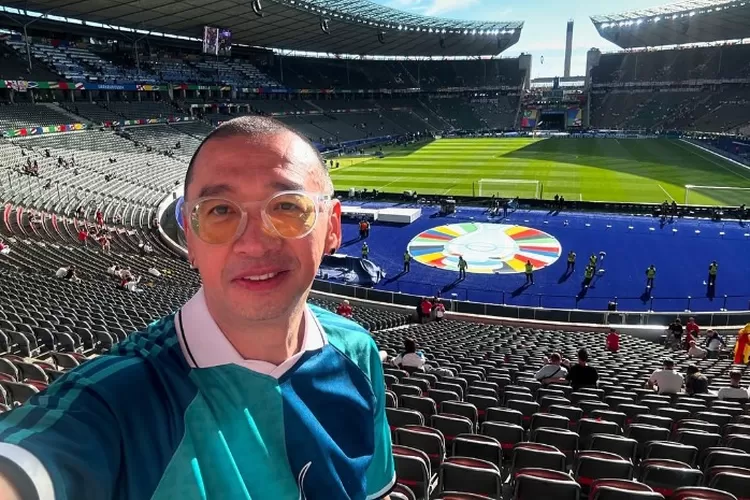 Coach Justin pun mengajak penggemar Timnas Indonesia untuk mendukung segala keputusan PSSI demi kepentingan bersama. 