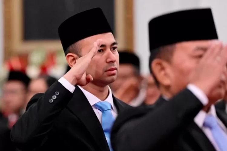 Raffi Ahmad saat momen pelantikan Stafsus Presiden. (Instagram.com/raffinagita1717)