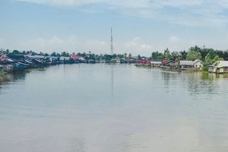 Ilustrasi suatu daerah aliran sungai. (Unsplash.com / Tia)