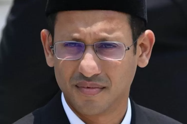 Nadiem Makarim sebut program pengadaan Chromebook semasa ia menjabat tidak ditujukan untuk wilayah 3T. (smpn3satapsilangkitang.sch.id)