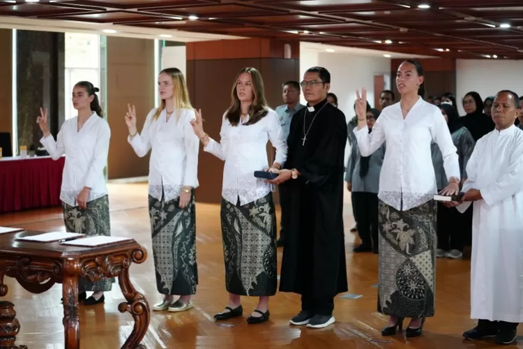 Momen naturalisasi empat pemain diaspora untuk timnas putri Indonesia. (Dok PSSI)