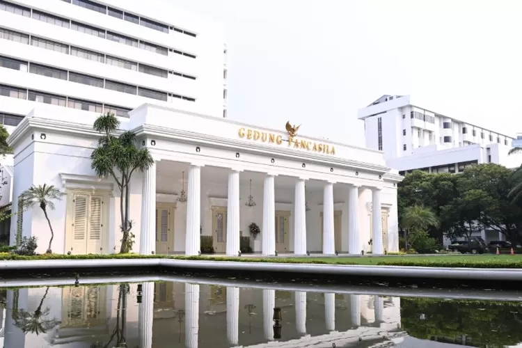 Komisi I DPR RI mengingatkan pemerintah untuk segera mengingatkan kekosongan posisi di 12 KBRI. (kemlu.go.id)