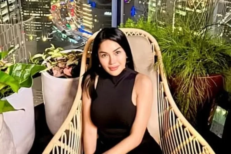 Potret artis Nikita Mirzani yang melaporkan ada dugaan suap dalam kasusnya dengan Reza Gladys kepada KPK.  ((Instagram/nikitamirzanimawardi_172))