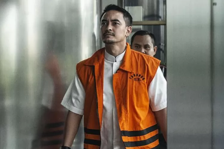 Zumi Zola Saat ditangkap sebagai tersangka kasus korupsi dan gratifikasi. (Dok: Ist)