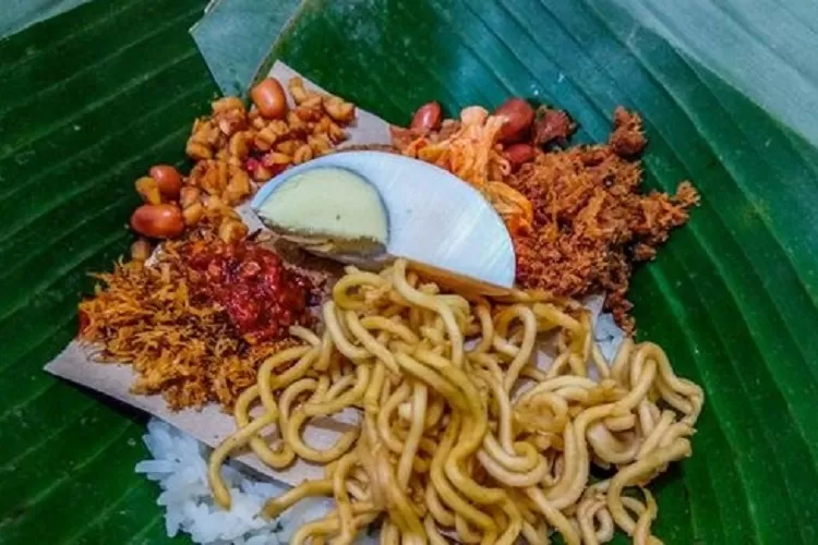 Gak Perlu ke Bali, Nasi Jinggo Khas Pulau Dewata Harga 7000an Ada di Jember. /GoogleMap