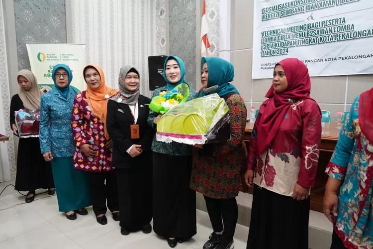 SOSIALISASI : Dinperpa Kota Pekalongan bersinergi dengan TP PKK Kota Pekalongan, terus sosialisasikan pentingnya mengkonsumsi pangan B2SA.