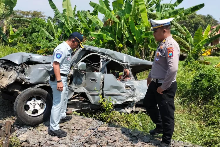 Jasa Raharja Jamin Seluruh Korban Kecelakaan Minibus yang Tertabrak Kereta Api Pandalungan di Pasuruan