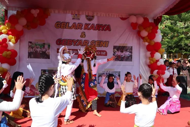 Gelar kegiatan Gelar Karya dan Pentas Seni SD Negeri Wonolopo 02 Kecamatan Mijen Kota Semarang yang bertajuk "Cinta Kearifan Lokal, Menuju Profil Pelajar Pancasila". (Dok. KontenJateng.com)